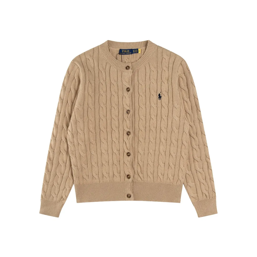 P230 #R93 RALPH LAUREN Ralph Lauren twelve colors classic small label embroidery logo seven-button knitted cable cardigan sweater women's top, high-density LOGO embroidery on the chest, original customization of tag accessories. Made of pure cotton yarn, pure cotton is skin-friendly and comfortable, small label war horse embroidered twist button cardigan sweater 🐎 high quality, follow the blogger to learn how to wear it! Let’s buy a Ralph Lauren cable sweater. It’s a super hard-to-find series after it became popular. It’s hard to find one on the official website. It’s simple and practical to wear, with a lazy and loose feel. The thickened fabric has more texture, feels soft and delicate, and has a loose fit. Whether worn alone or layered, you can wear different styles of fashion with just one piece!   Size: